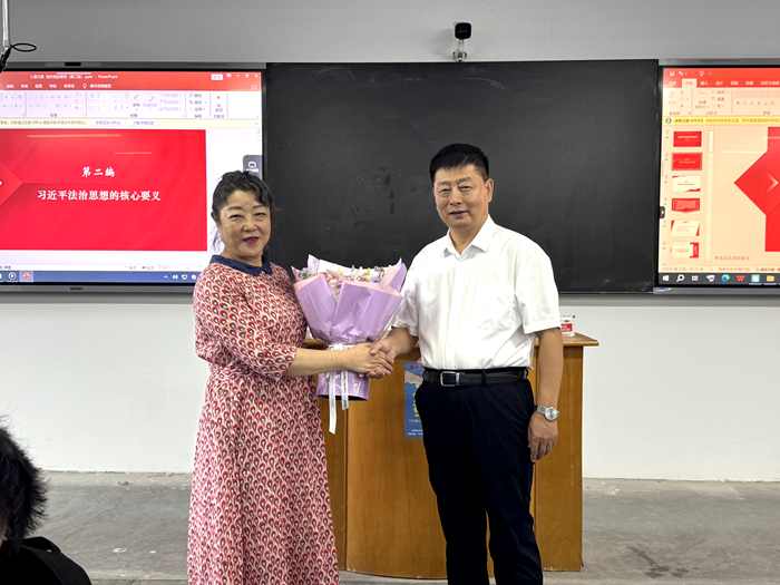 郭校1.jpg